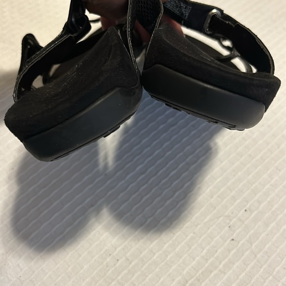 Vionic Aubrey Black Snakeskin Print Orthaheel Slide Sandals Size 9 - Picture 4 of 13